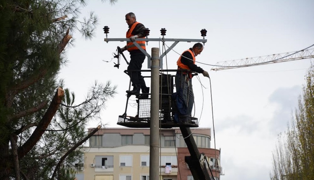 Nderpritet neser energjia ne disa zona te Tiranes
